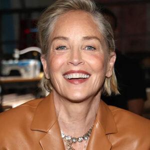 At 65, She Shocked the Internet: The Hollywood Star Who Redefined Beauty and Confidence